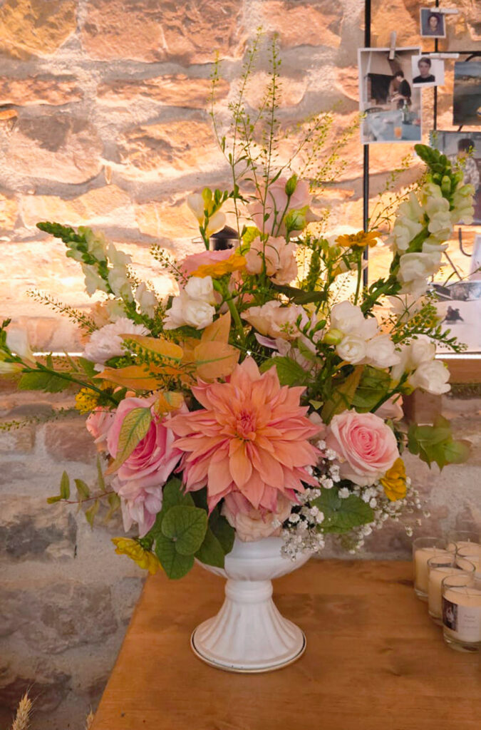 peonia-design-floral-bouquet-printemps-vert-rose-saison-mariage-design-evenement-lyon-rhone-3